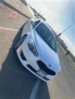 Kia Cadenza